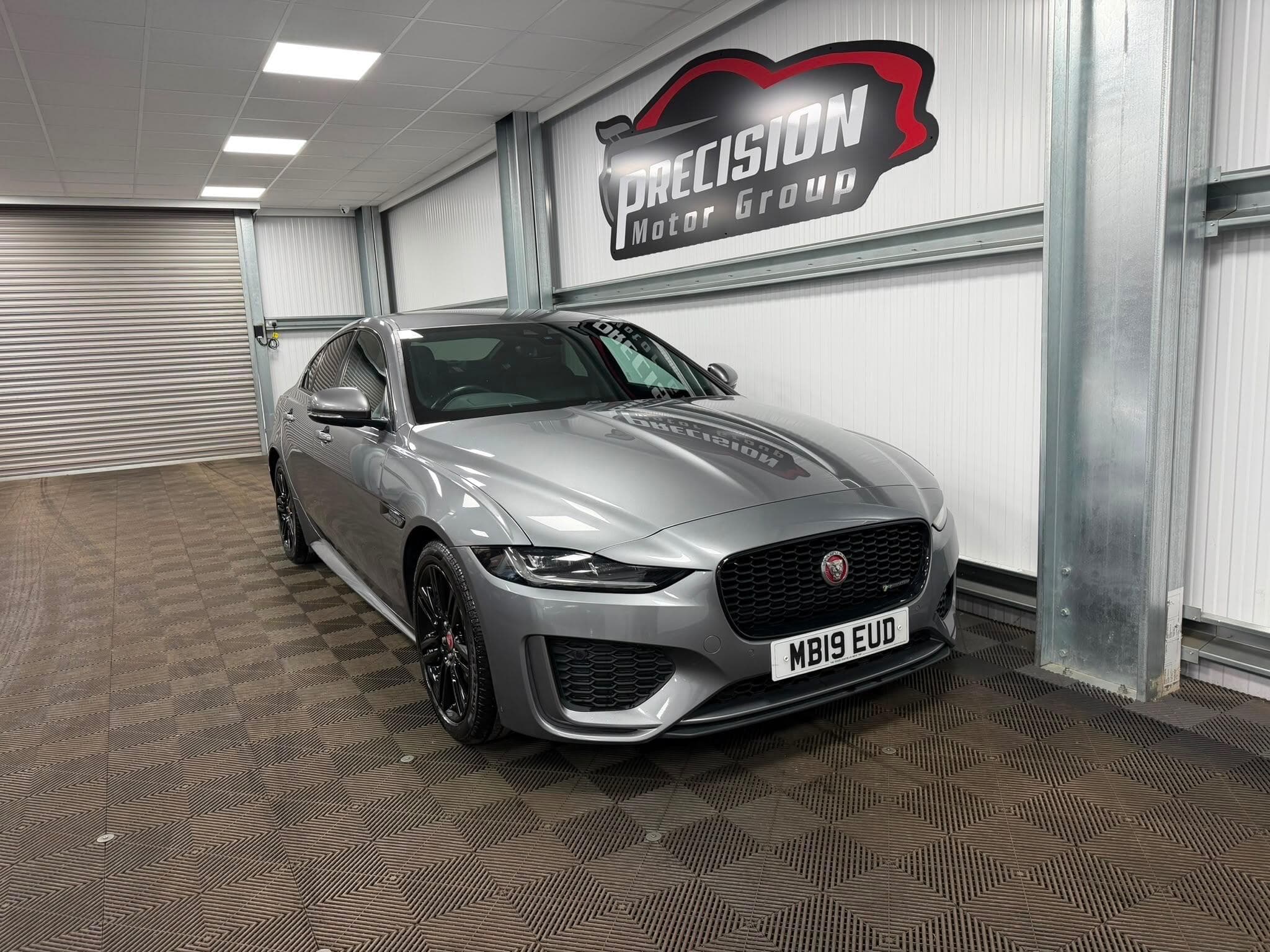 Jaguar XE